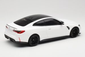 BMW M4 G82 Valkoinen Minichamps 1:18 155020122 Metalli — kuva 2 / 6