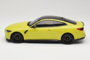 BMW M4 G82 Keltainen Minichamps 1:18 155020120 Metalli — kuva 3 / 6