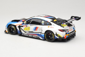 BMW M4 GT3 #46 V. Rossi / A. Farfus / M. Martin Team WRT 12 Hours of Bathurst 2023 Minichamps 1:18 113232146 Metalli — kuva 7 / 8
