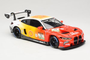 BMW M4 GT3 #72 D. Harper / M. Hesse / C. Weerts BMW M Team RMG 24 Hours of Nurburgring 2024 Minichamps 1:18 113242072 Metalli — kuva 6 / 8