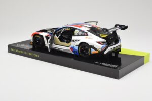 BMW M4 GT3 Team WRT #46 V. Rossi / R. Marciello / M. Martin 12 Hours of Bathurst 2024 Minichamps 1:18 113242046 Metalli — kuva 5 / 8