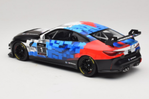 BMW M4 GT4 #1 Presentation 2024 Otto 1:18 OT1125 Hartsi — kuva 5 / 6