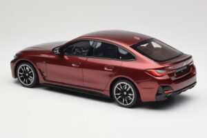BMW M440i G26 Gran Coupe Aventurine Punainen Otto 1:18 OT1075 Hartsi — kuva 5 / 6