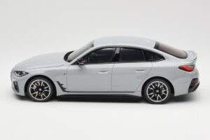 BMW M440i G26 Gran Coupe Brooklyn Harmaa Metallic Otto 1:18 OT454 Hartsi — kuva 3 / 6