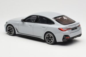 BMW M440i G26 Gran Coupe Brooklyn Harmaa Metallic Otto 1:18 OT454 Hartsi — kuva 5 / 6