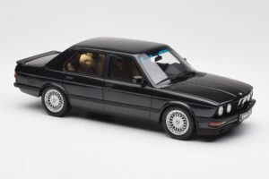 BMW M5 E28 Diamond Musta Otto 1:18 OT184 Hartsi — kuva 4 / 6