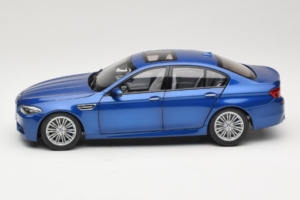 BMW M5 F10 Monte Carlo Blue Paragon 1:18 80432186352 Metalli — kuva 4 / 8