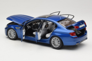 BMW M5 F10 Monte Carlo Blue Paragon 1:18 80432186352 Metalli — kuva 5 / 8