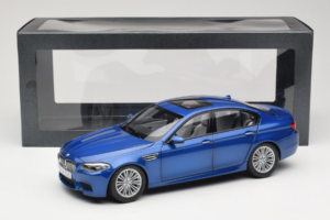 BMW M5 F10 Monte Carlo Blue Paragon 1:18 80432186352 Metalli — kuva 8 / 8