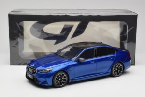 BMW M5 G90 Marina Bay Blue Metallic GT Spirit 1:18 GT507 Hartsi — kuva 6 / 6