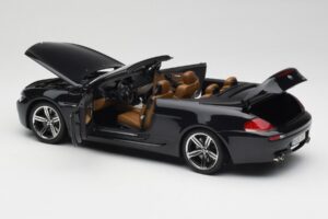 BMW M6 E64 Cabriolet Sapphire Black Kyosho 1:18 80430417424 Metalli — kuva 6 / 9