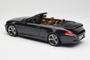 BMW M6 E64 Cabriolet Sapphire Black Kyosho 1:18 80430417424 Metalli — kuva 8 / 9