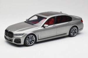 BMW M760i G12 V12 Final Edition Harmaa GT Spirit 1:18 GT478 Hartsi