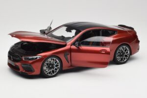 BMW M8 F91 Convertible Storm Bay Metallic Minichamps 1:18 110029020 Metalli — kuva 2 / 8