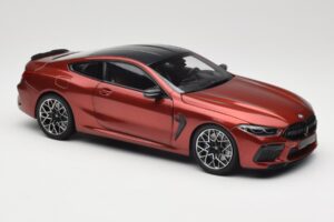BMW M8 F91 Convertible Storm Bay Metallic Minichamps 1:18 110029020 Metalli — kuva 6 / 8