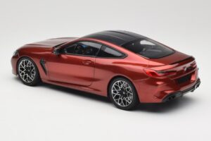 BMW M8 F91 Convertible Storm Bay Metallic Minichamps 1:18 110029020 Metalli — kuva 7 / 8