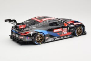 BMW M8 GTE RLL Racing #24 J. Krohn / J. Edwards Class Winners 24 Hours of Daytona 2020 Minichamps 1:18 155202924 Metalli — kuva 2 / 6