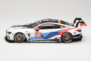 BMW M8 GTE Team RLL C. De Phillippi / B. Auberlen 2nd in Class 12 Hours of Sebring 2018 Minichamps 1:18 155182925 Metalli — kuva 3 / 6