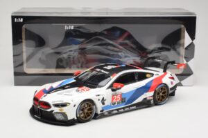 BMW M8 GTE Team RLL C. De Phillippi / B. Auberlen 2nd in Class 12 Hours of Sebring 2018 Minichamps 1:18 155182925 Metalli — kuva 6 / 6