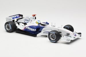 BMW Sauber F1.06 #16 N. Heidfeld Launch Version 2006 Minichamps 1:18 80430413183 Metalli — kuva 4 / 6