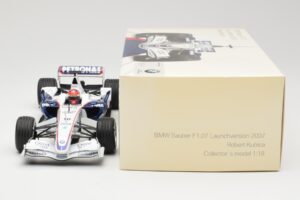 BMW Sauber F1.07 #10 R. Kubica Launch Version 2007 Minichamps 1:18 80430426995 Metalli — kuva 6 / 7