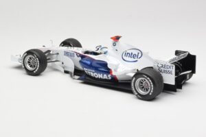 BMW Sauber F1.07 #9 N. Heidfeld Launch Version 2007 Minichamps 1:18 80430426994 Metalli — kuva 5 / 7