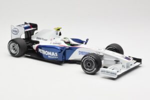 BMW Sauber F1.09 #6 N. Heidfeld Launch Version 2009 Minichamps 1:18 80432154856 Metalli — kuva 4 / 7