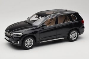BMW X5 E70 Sapphire Black Paragon 1:18 PA-97071 Metalli