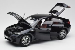 BMW X6 M F86 Musta Kyosho 1:18 80432157613 Metalli — kuva 2 / 8
