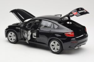 BMW X6 M E71 Musta Bburago 1:18 18-12081 Metalli — kuva 5 / 8