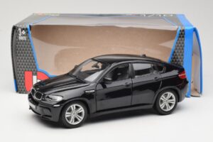 BMW X6 M E71 Musta Bburago 1:18 18-12081 Metalli — kuva 8 / 8