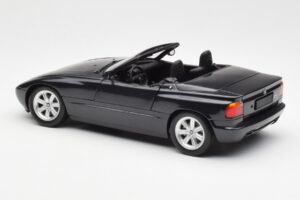 BMW Z1 Musta Metallic Minichamps 1:18 180020100 Metalli — kuva 7 / 8