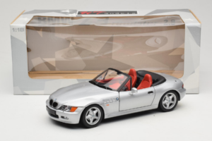 BMW Z3 Cabriolet Hopea UT Models 1:18 20402 Metalli — kuva 8 / 8