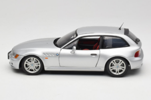 BMW Z3 E36/8 Coupe 2.8 Hopea UT Models 1:18 20421-R1 Metalli — kuva 4 / 8