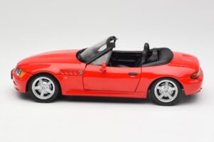 BMW Z3 E36/7 Kabriolett Punainen UT Models 1:18 180024330 Metalli — kuva 4 / 8