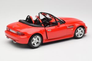 BMW Z3 E36/7 Roadster Punainen Bburago 1:18 3349 Metalli — kuva 3 / 8