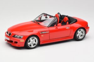 BMW Z3 E36/7 Roadster Punainen Bburago 1:18 3349 Metalli