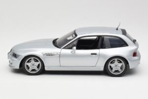 BMW Z3 M Coupe E36/8 Hopea UT 1:18 80430020856 Metalli — kuva 4 / 8