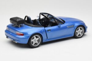 BMW Z3 M Roadster Tavarantelineen Kanssa Sininen Metallic UT Models 1:18 20416 Metalli — kuva 3 / 8