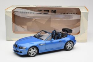 BMW Z3 M Roadster Tavarantelineen Kanssa Sininen Metallic UT Models 1:18 20416 Metalli — kuva 8 / 8