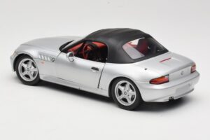 BMW Z3 Roadster 1.8 Hopea UT Models 1:18 20404 Metalli — kuva 7 / 8