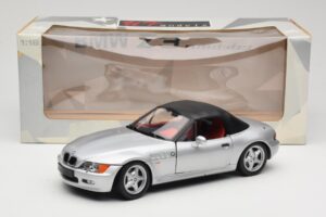 BMW Z3 Roadster 1.8 Hopea UT Models 1:18 20404 Metalli — kuva 8 / 8