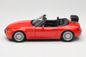 BMW Z3 Roadster 1.9 Punainen Jälleenmyyjän Erikoisversio UT Models 1:18 80439423068 Metalli — kuva 4 / 8