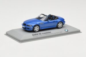 BMW Z3 Roadster 2.8 Sininen Minichamps 1:43 BMW003 Metalli — kuva 2 / 4