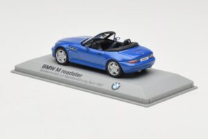 BMW Z3 Roadster 2.8 Sininen Minichamps 1:43 BMW003 Metalli — kuva 3 / 4