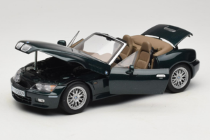 BMW Z3 Roadster 2.8 Tummanvihreä Jälleenmyyjän Erikoisversio UT Models 1:18 80439411713 Metalli — kuva 2 / 8