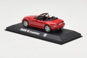 BMW Z3 Roadster 2.8 Punainen Minichamps 1:43 BMW004 Metalli — kuva 3 / 4