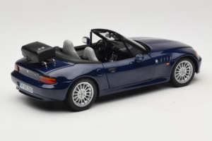 BMW Z3 Roadster Sininen Jälleenmyyjän Erikoisversio UT Models 1:18 80439422186 Metalli — kuva 3 / 8