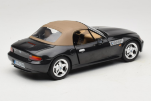 BMW Z3 Roadster Vihreä Jälleenmyyjän Erikoisversio UT Models 1:18 80439411711 Metalli — kuva 3 / 8