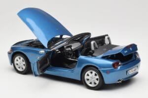 BMW Z4 E85 Sininen Metallic Motormax 1:18 73144 Metalli — kuva 5 / 8